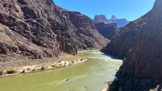 Grand Canyon Hikers Missing Person, Arizona – over 20 feared missing after flash flooding hits Bright Angel Canyon